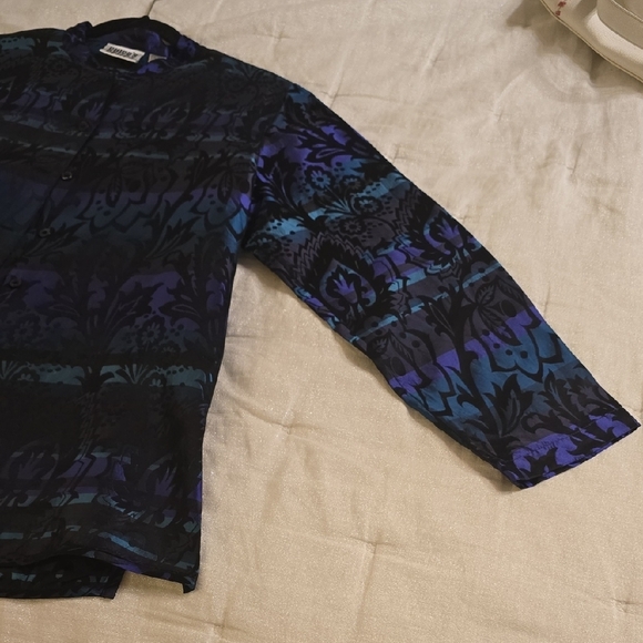 Chico's DESIGN Silk Black and Blue 3/4 Sleeve Button Down Blouse - Picture 10 of 15